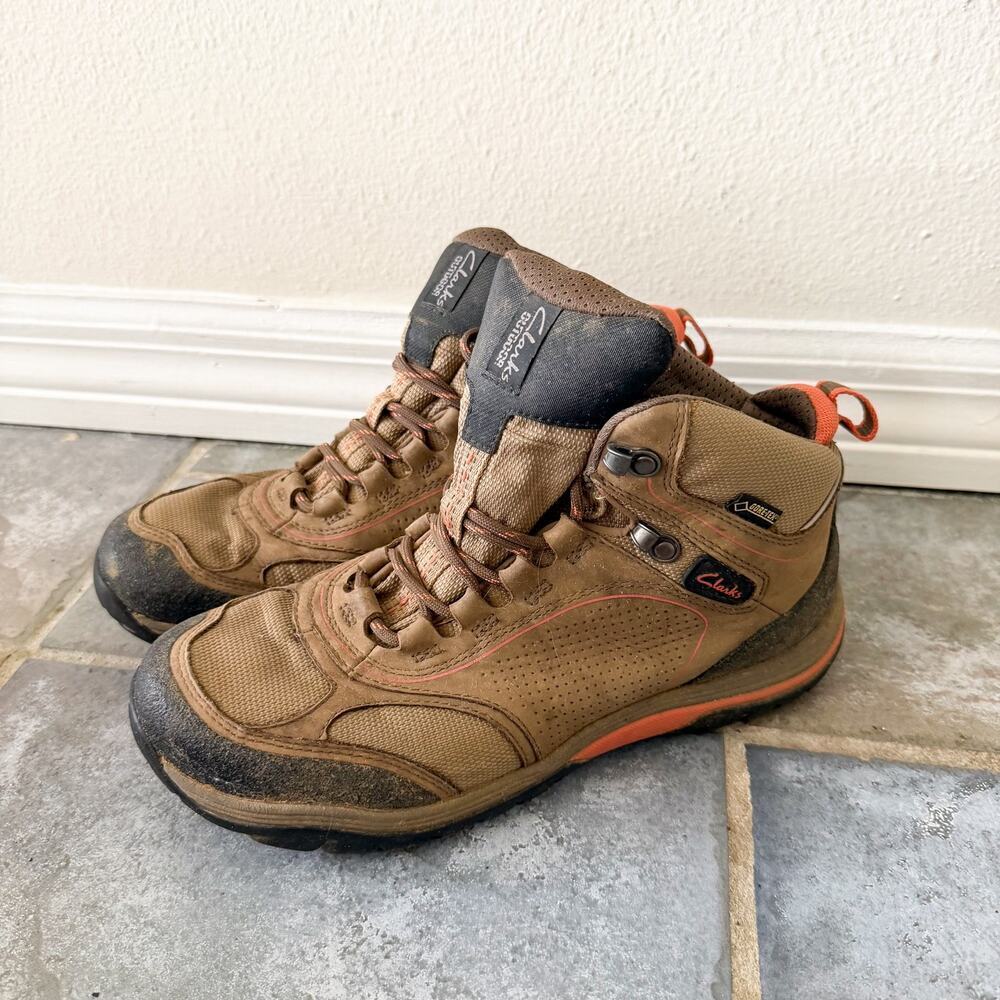 Clarks Gore-Tex Hiking Boots Tan Brown Waterproof Trail Shoes Men’s 9